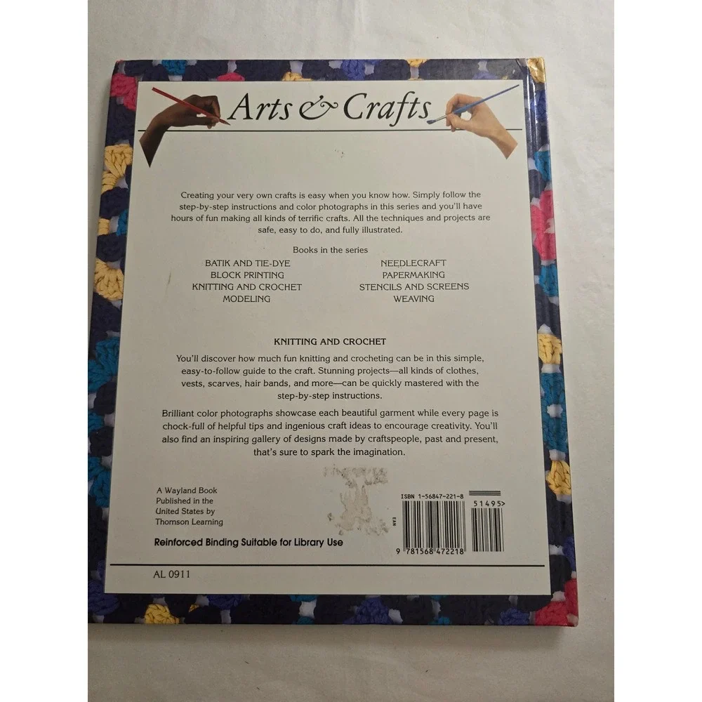 Vintage 1994 Arts & Crafts Knitting and Crochet Susie O'Reilly Hardcover Book
